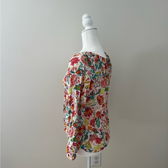 Long-Sleeve V-Neck Crinkled Boho Top- Medium - Picture 6 of 10